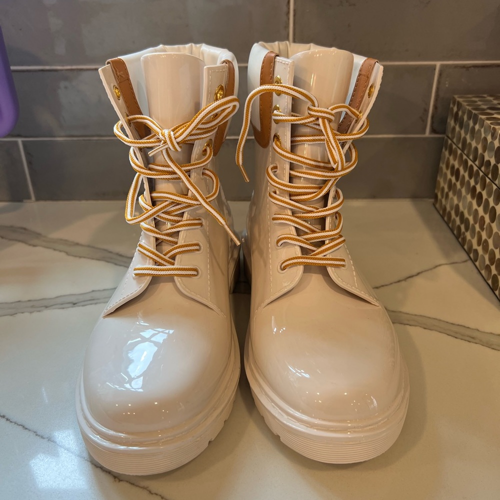 See By Chloe Florrie Lace Up Boot - Picture 7 of 8